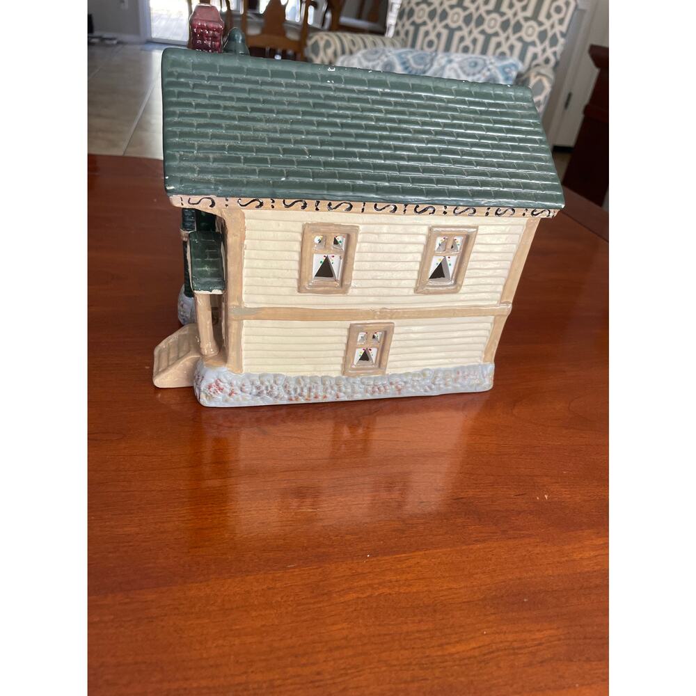 Vintage 1998 Yuletide QUEEN ANNE VICTORIAN Mansion Christmas Village House - Picture 7 of 8